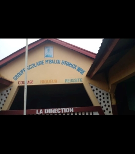 Une école Privée de11 classes et de Deux (2) blocs de bâtiments pour le Logement des enseignants et Une grande espace de conférence à Kindia Mangoya et secteur Yabarayah.